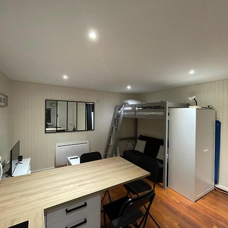 Charmant Studio En Plein Coeur De Chambery Ngoại thất bức ảnh